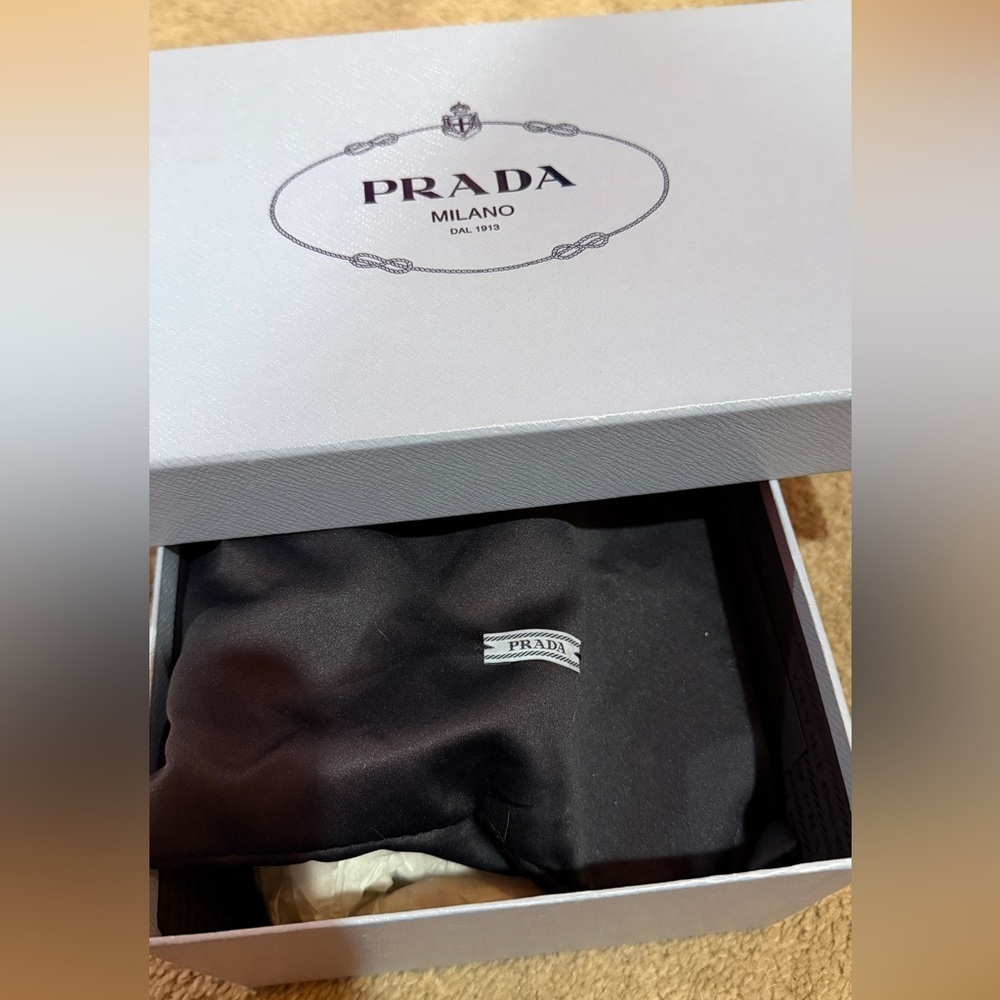 Prada Women's Blue and Gold Thong Sandals size 38 - Picture 6 of 6